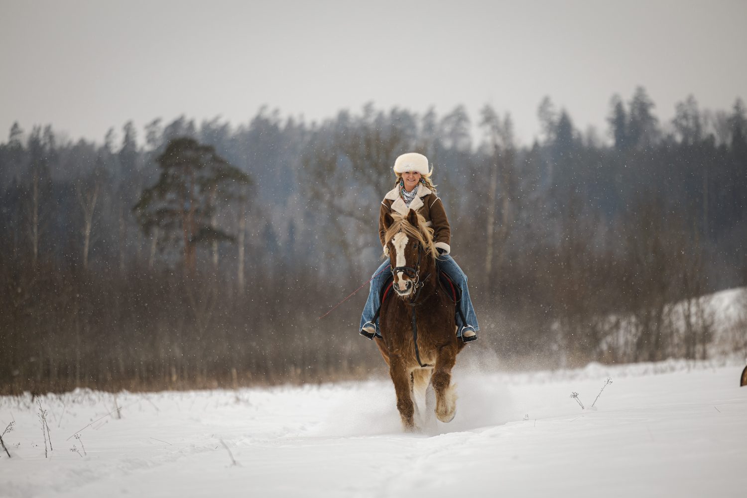 Ziemas fotosesija sniegā